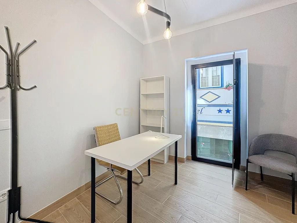 Apartamento T3 para arrendar a passos da praia - Image 16