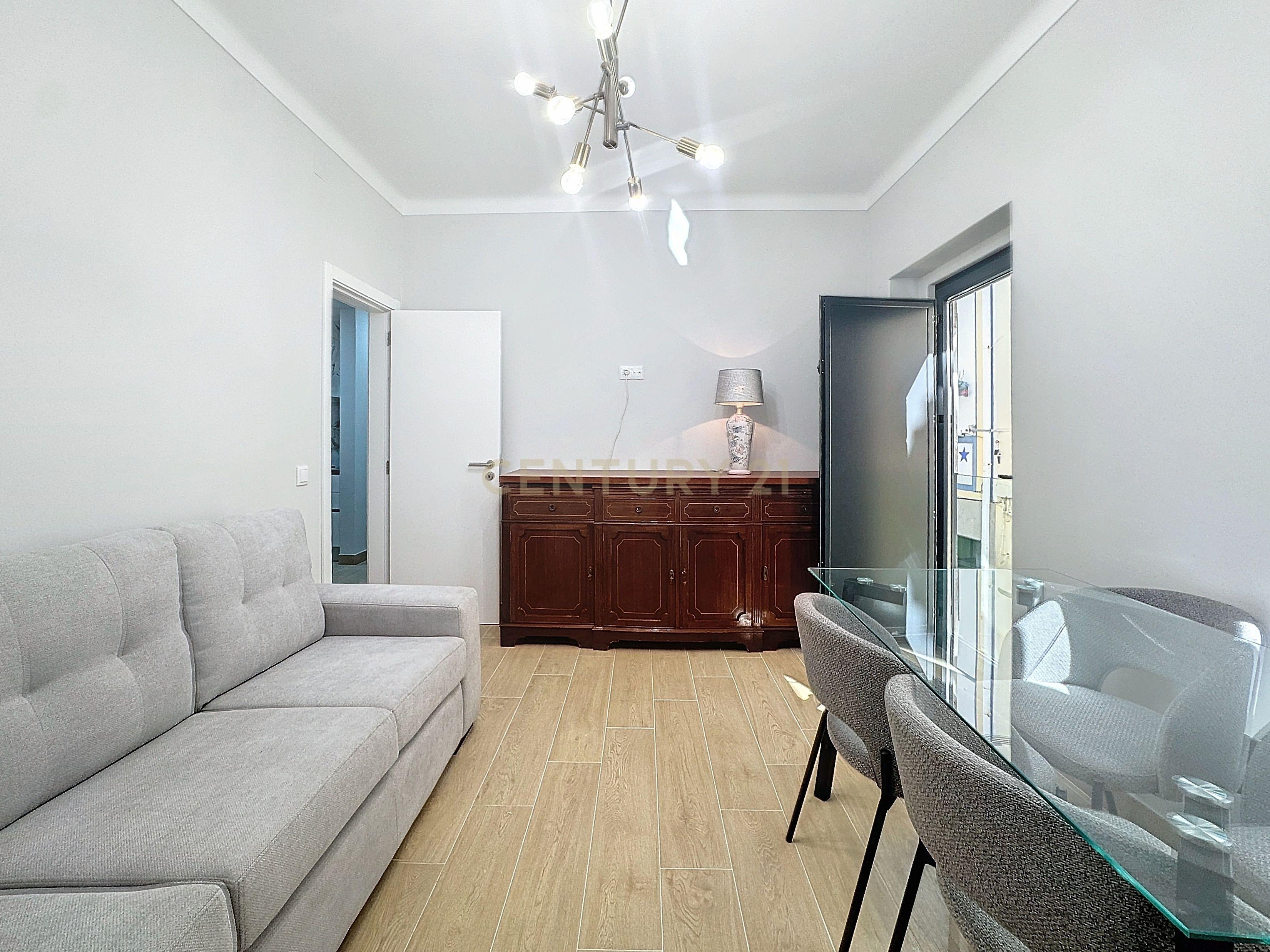 Fotografia 6 de Apartamento T3 para arrendar a passos da praia