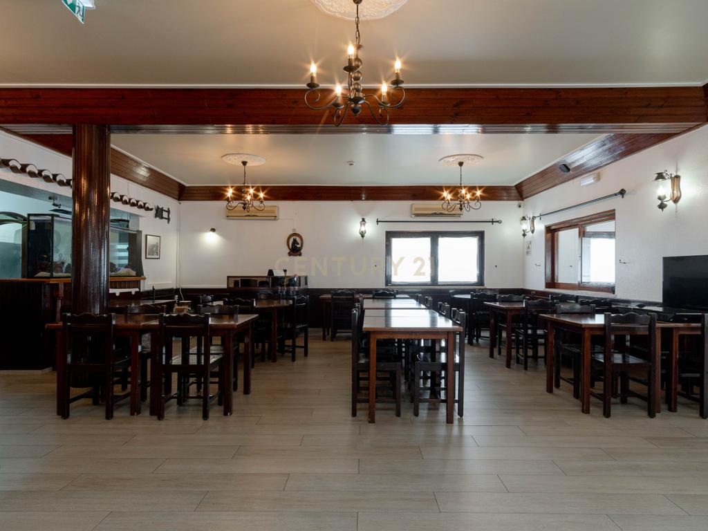 Habitação com Restaurante e Terreno a 500m da praia - Albufeira - Image 49