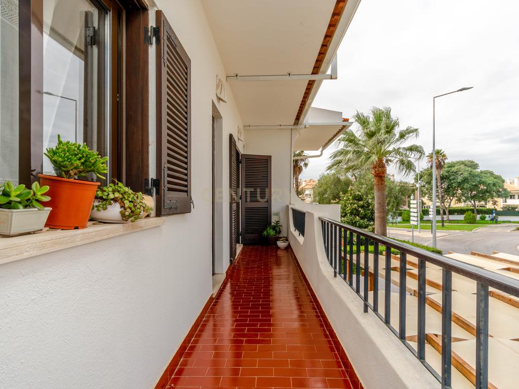 Habitação com Restaurante e Terreno a 500m da praia - Albufeira - Image 69
