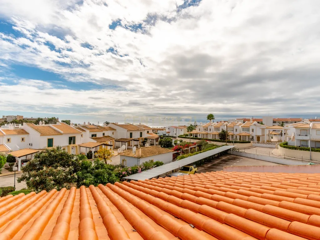 Habitação com Restaurante e Terreno a 500m da praia - Albufeira - Image 88