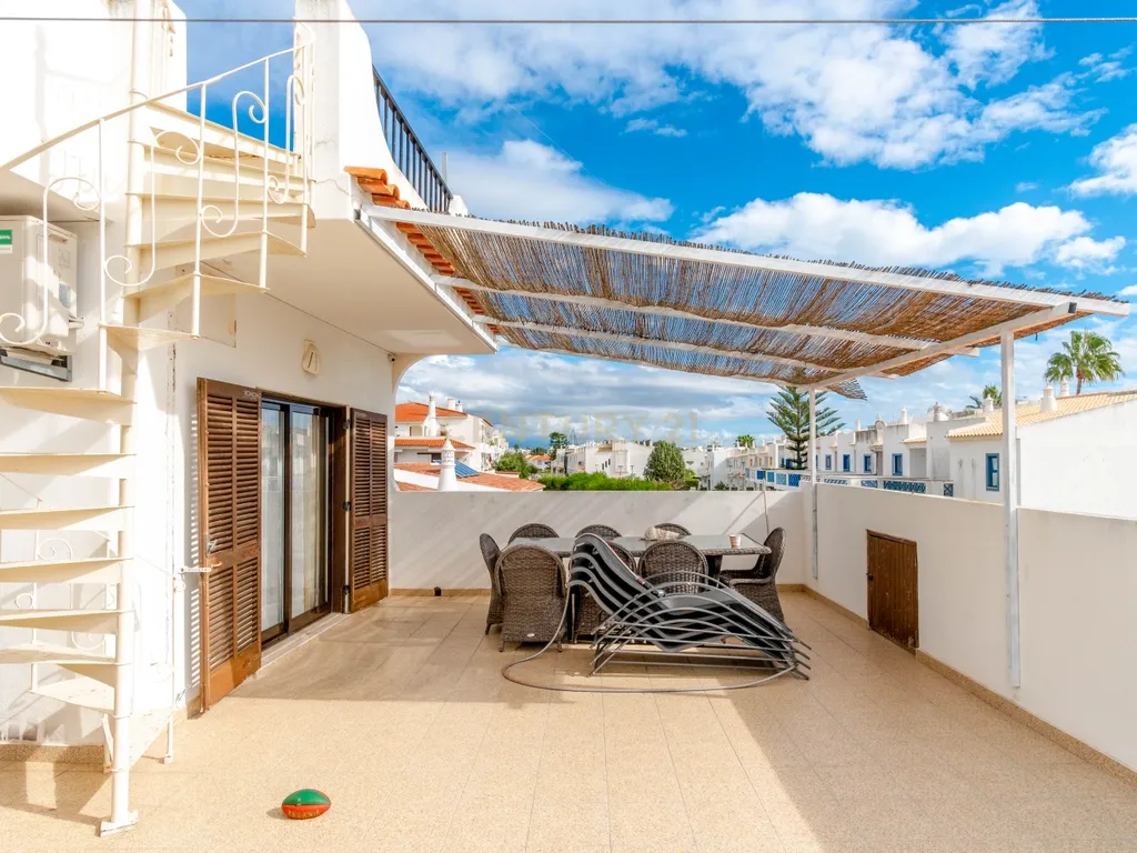 Habitação com Restaurante e Terreno a 500m da praia - Albufeira - Image 96