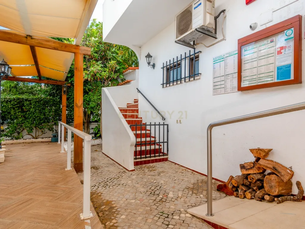 Habitação com Restaurante e Terreno a 500m da praia - Albufeira - Image 95