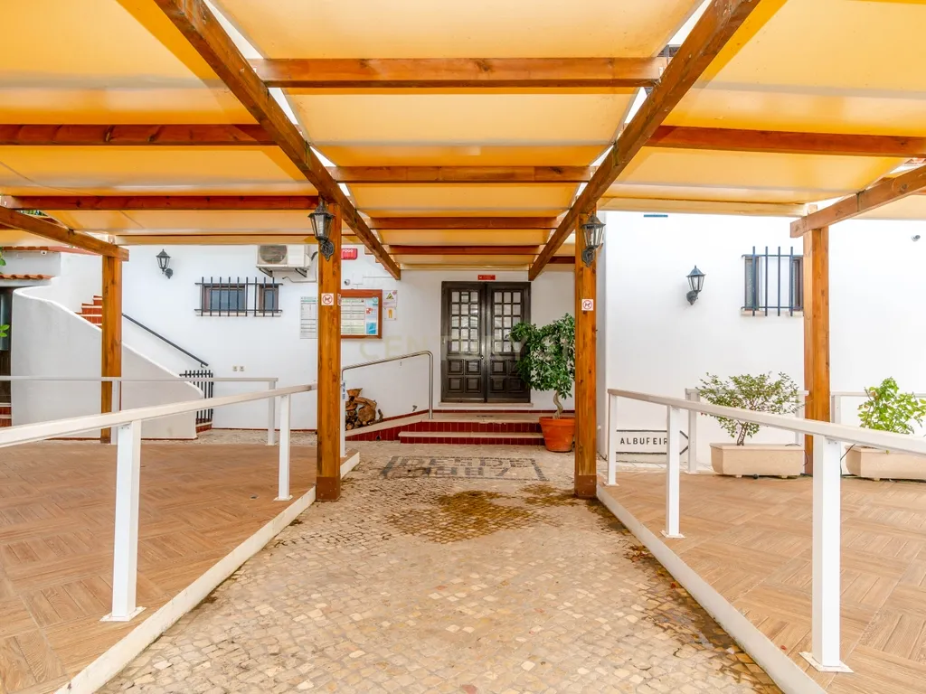 Habitação com Restaurante e Terreno a 500m da praia - Albufeira - Image 103