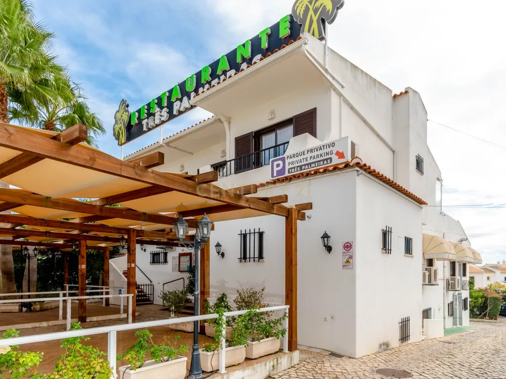 Habitação com Restaurante e Terreno a 500m da praia - Albufeira - Image 99