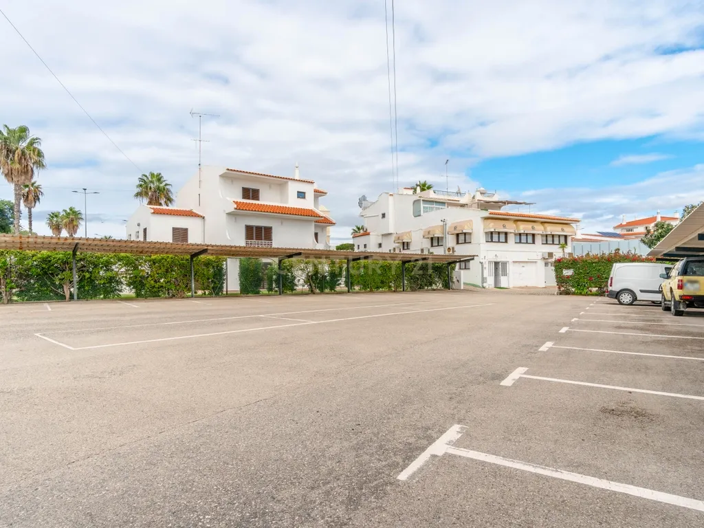 Habitação com Restaurante e Terreno a 500m da praia - Albufeira - Image 105