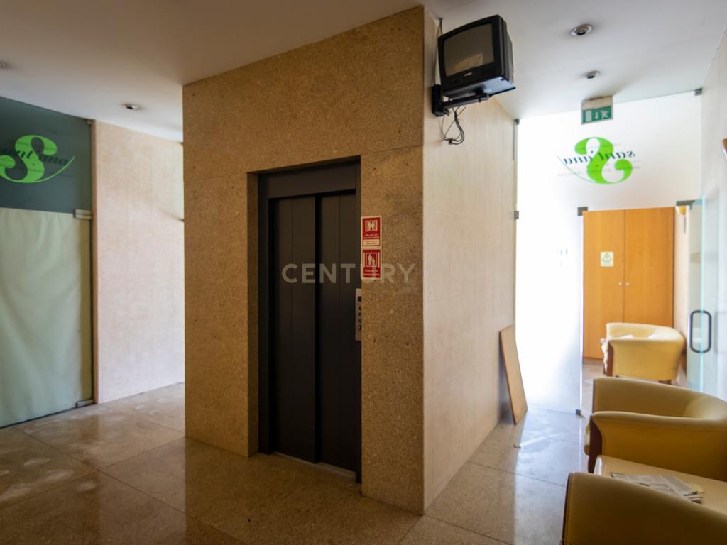Prédio - Complexo Hoteleiro SANTANA- Leça do Balio - Image 15
