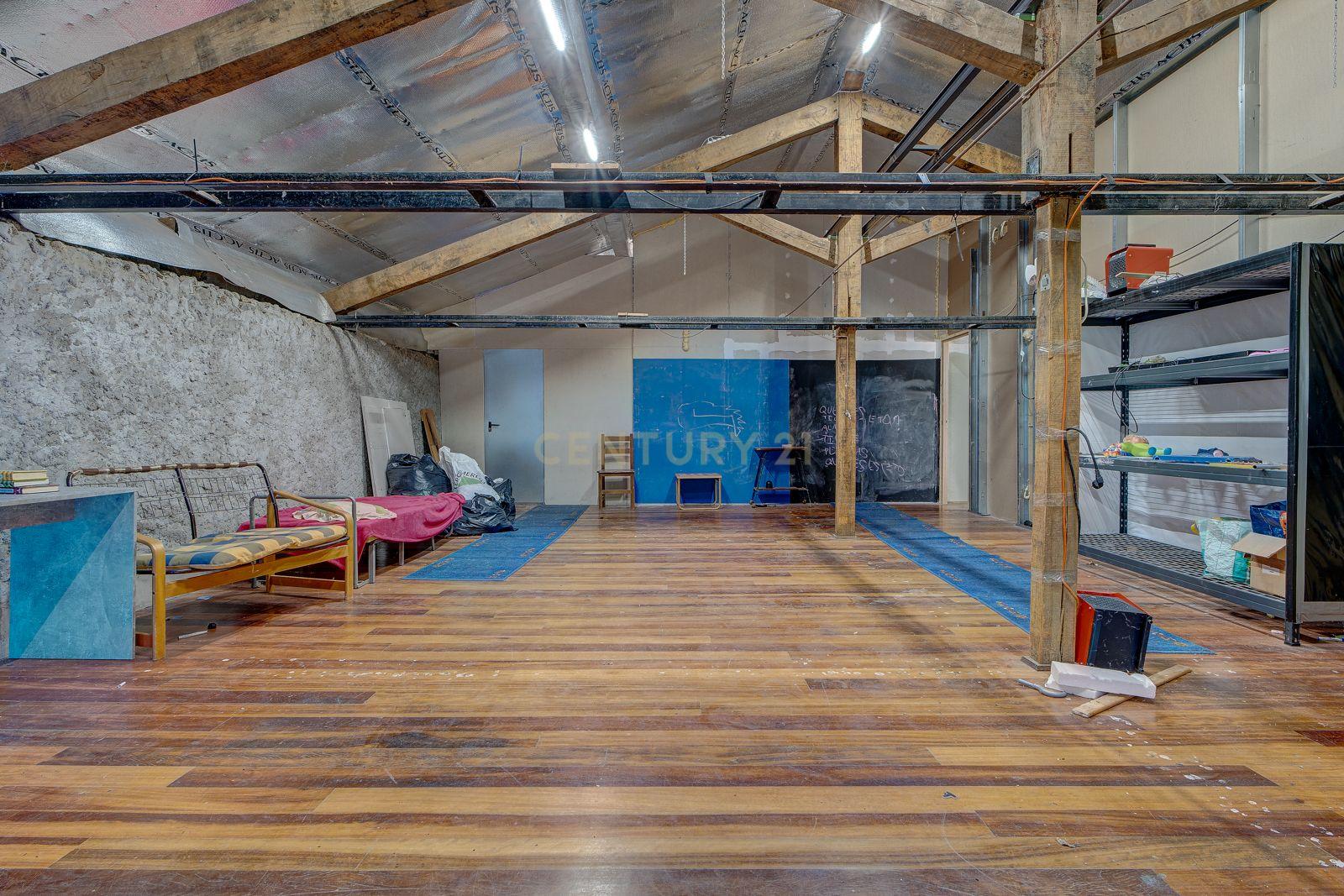 undefined - Image 4