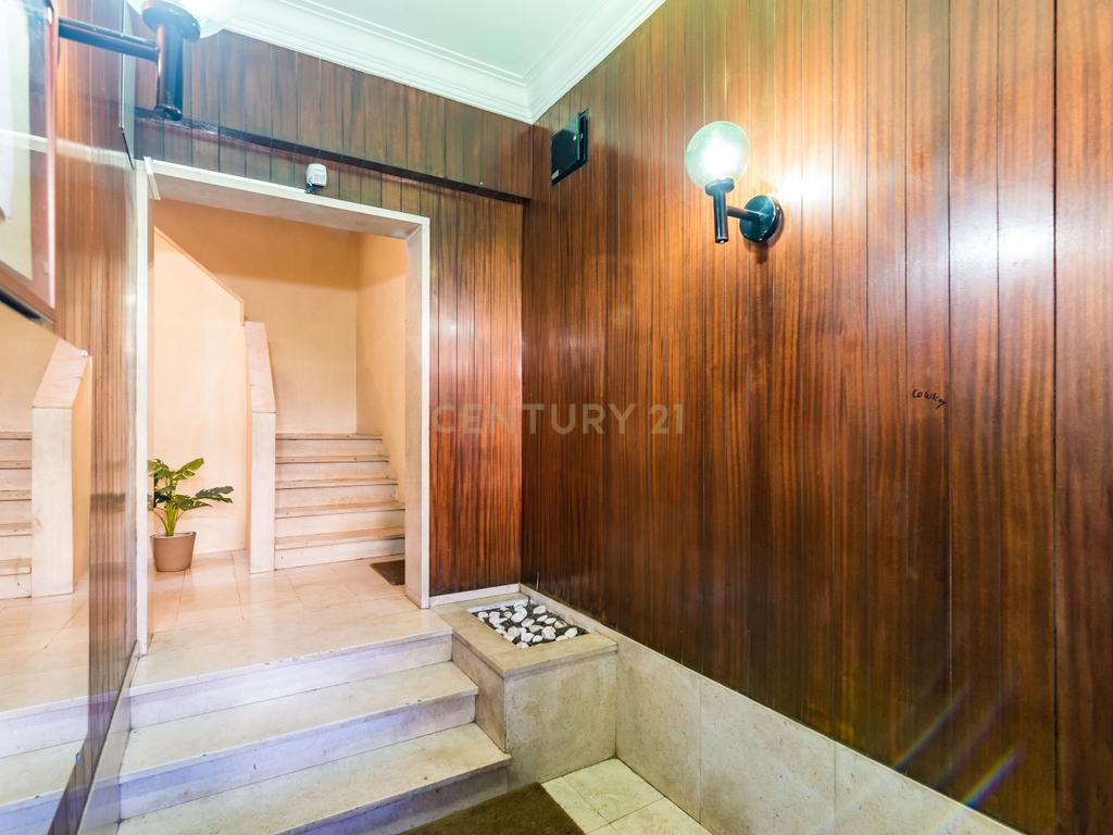 T2 Remodelado Buraca - Image 2