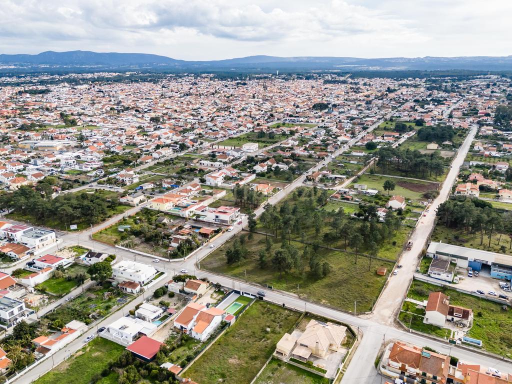 Terreno com Potencial para Loteamento em Fernão Ferro – Oportunidade Única! - Image 5