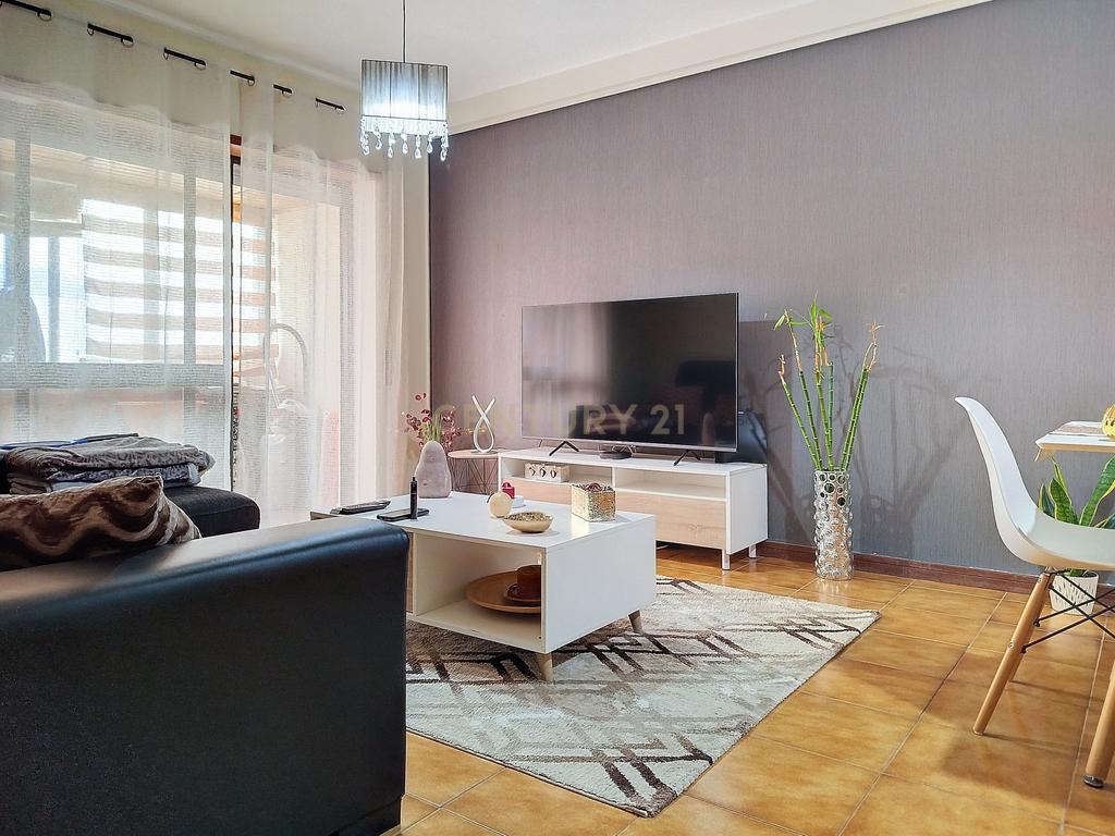 Apartamento T2 situado em Darque, Cais Novo, Viana do Castelo - Image 4