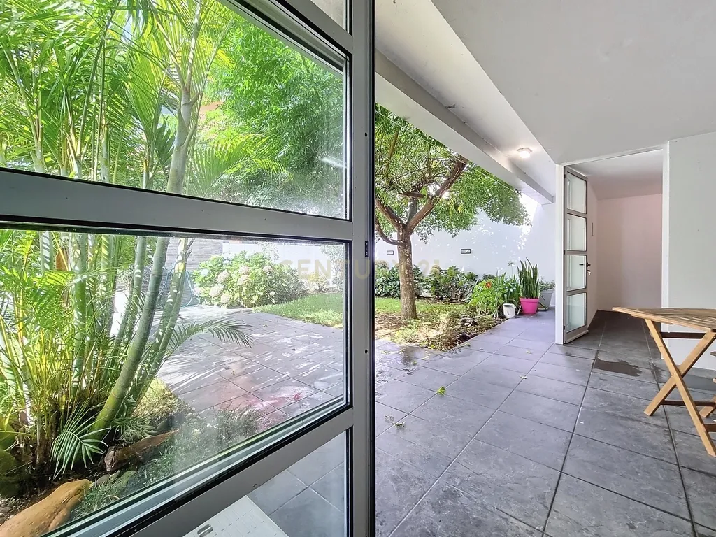 Moderna Moradia T5, em Ponta Delgada. - Image 35