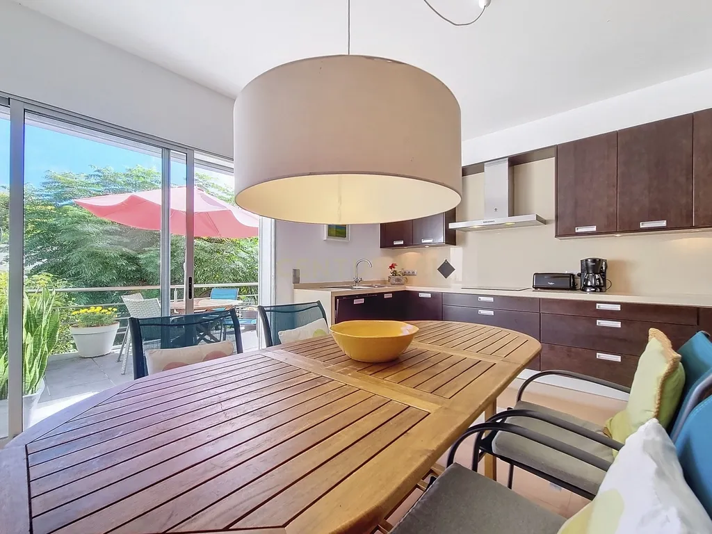 Moderna Moradia T5, em Ponta Delgada. - Image 13