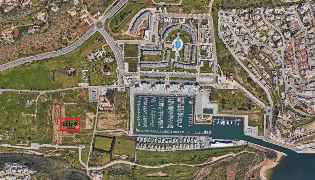 “Terreno Estratégico para Investimento Hoteleiro de Grande Escala” - Image 8
