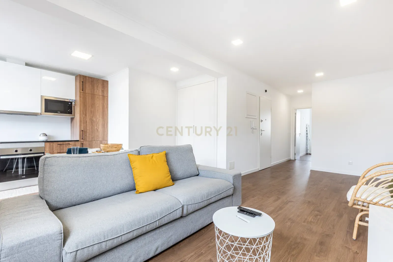 Apartamento T3 Totalmente Renovado com Excelente Localização em Lisboa - Image 23
