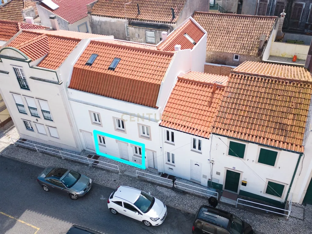 Apartamento Renovado T2 em Nazaré - Image 17