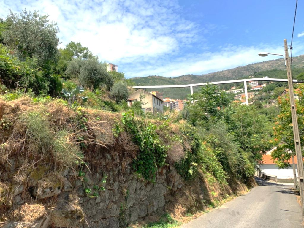 Terreno Urbano com 8.123m2 para Construção na Cidade da Covilhã – 48 Fogos - Image 4