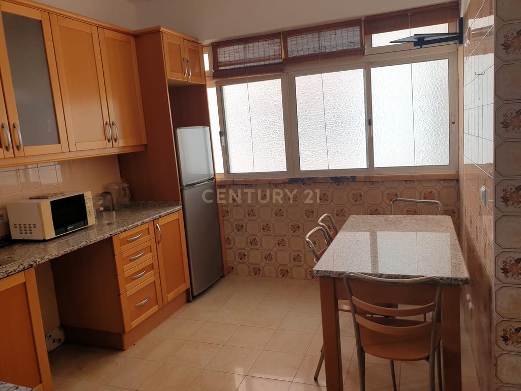 Apartamento T3 transformado em T4* para arrendamento nos Olivais-Sul, Lisboa  - Image 12