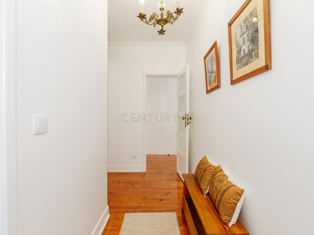 Apartamento T3+1 para Arrendar na Av de Roma completamente Mobilado I Equipado e com utensílios - Image 16