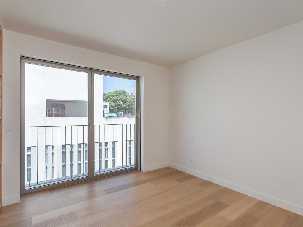Apartamento T1 – Novo a Estrear | O’Living Olivais – Jardins Cristo Rei - Image 14