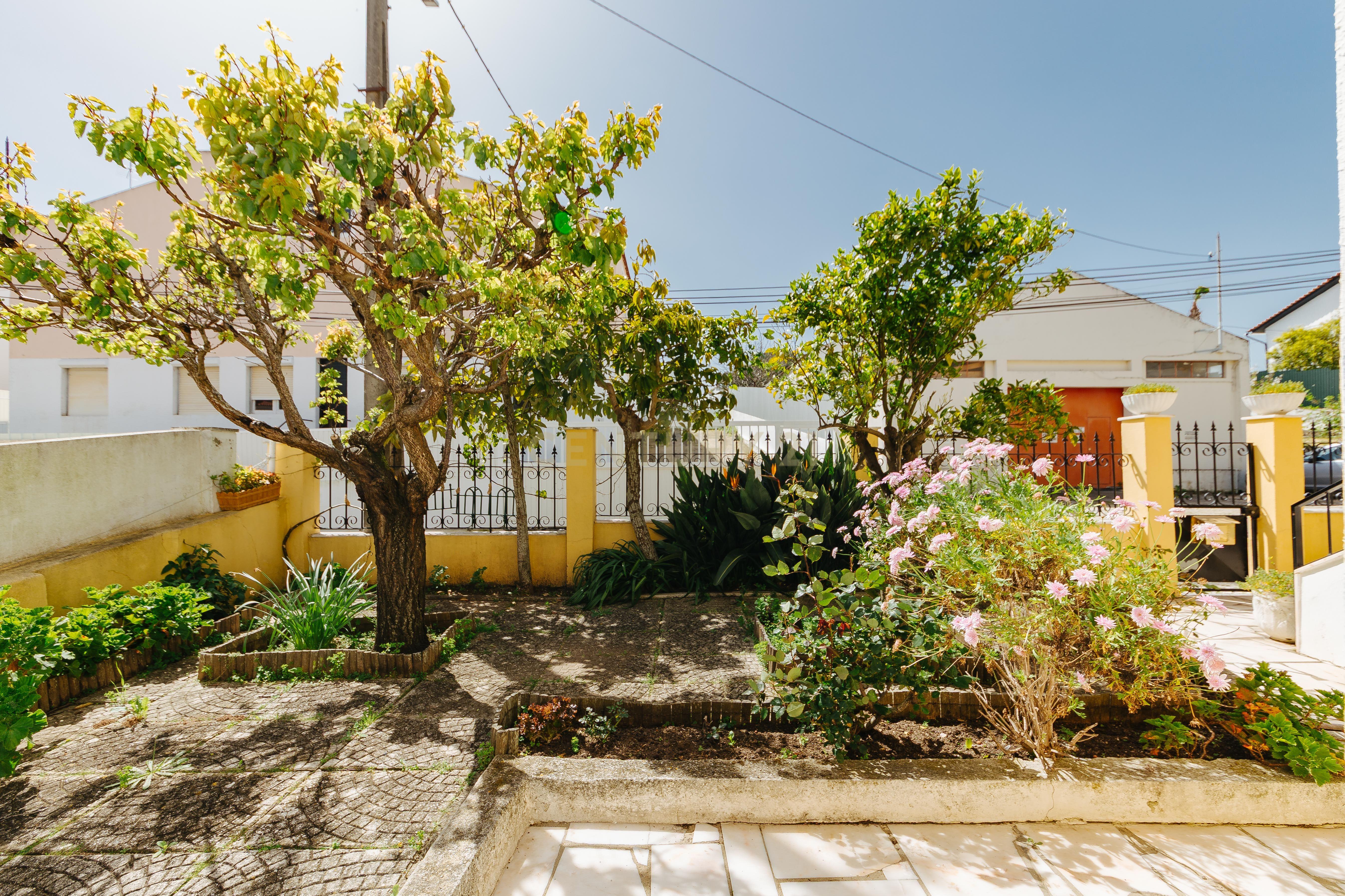 🏡 Moradia T3 Bi-Familiar à Venda em Loures — Quinta Nova de São Roque - Image 44