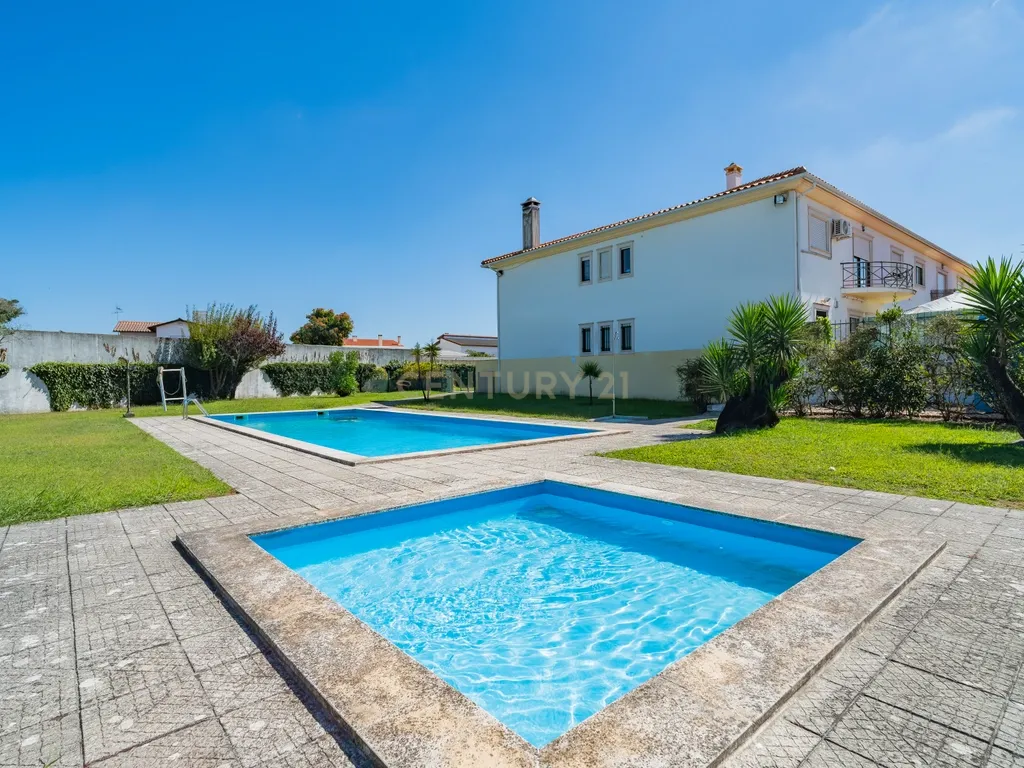 Moradia T3 com piscina em Marinha Grande, Leiria - Image 2