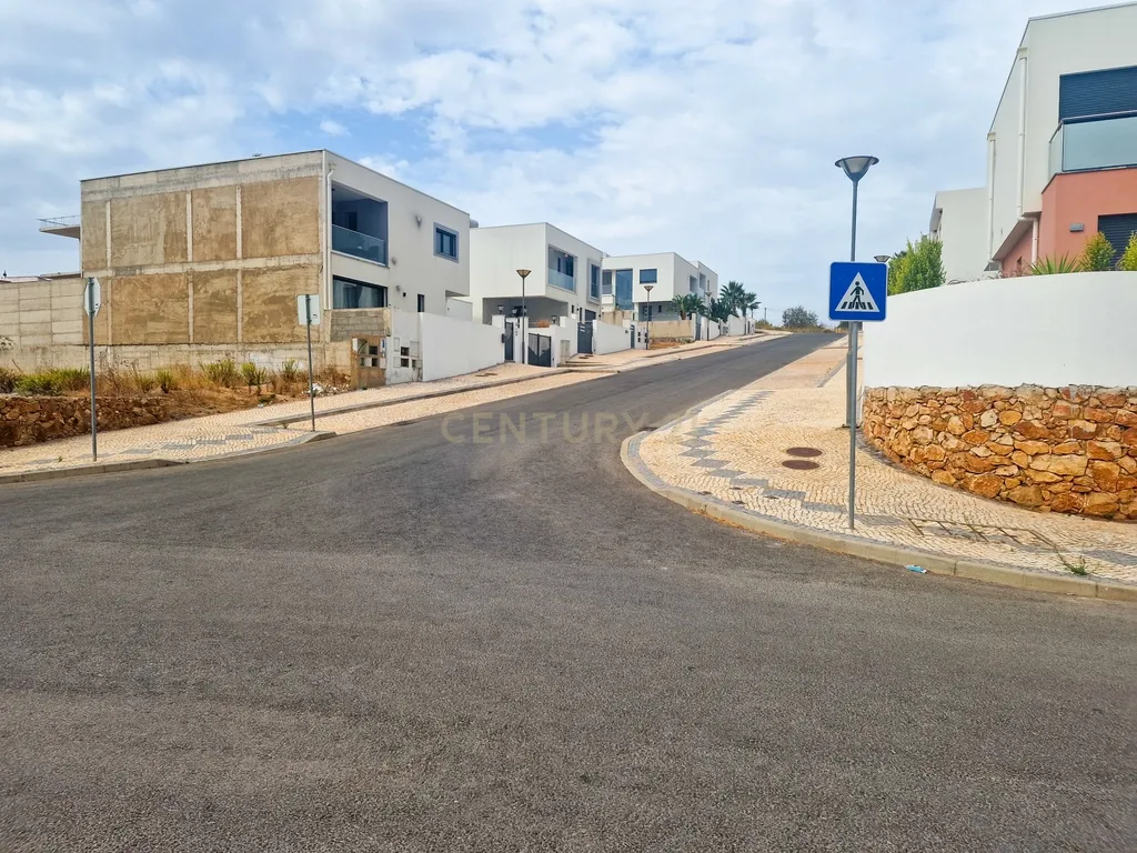 Terreno para construção em Portelas, a apenas 3 km de Lagos - Image 3
