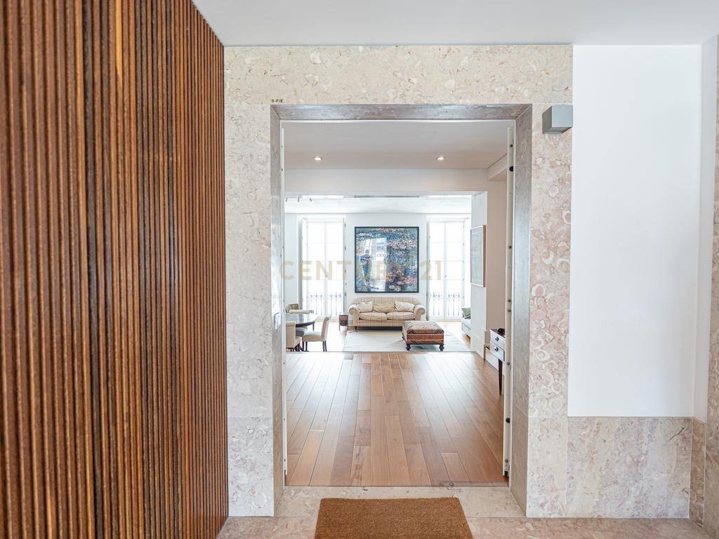 Apartamento Vibrante no Chiado - Image 1