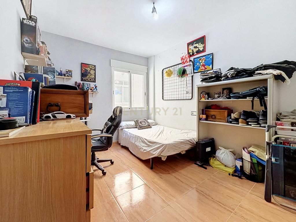 Espaçoso Apartamento T3 em Albatera, Alicante - Image 14