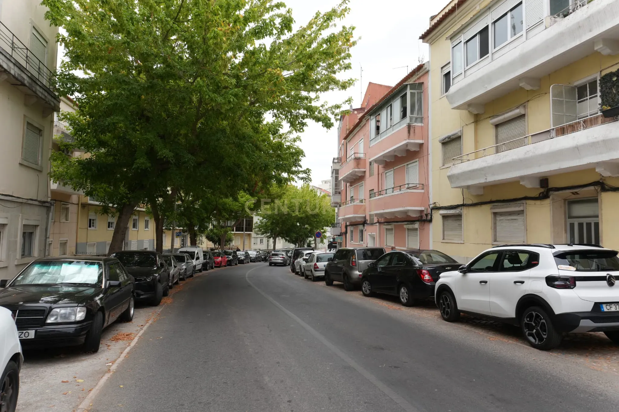 Fotografia 3 de Apartamento T2 para Recuperação em Almada, Cova da Piedade