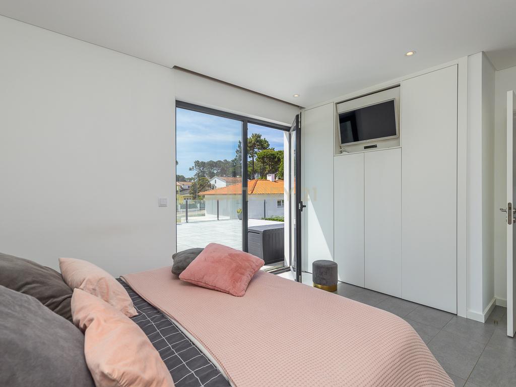 Casa Nova em Sesimbra (Castelo) com Piscina e Luxo - Image 23
