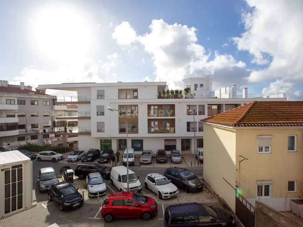 Apartamento T1 para arrendamento em Queijas - Image 15