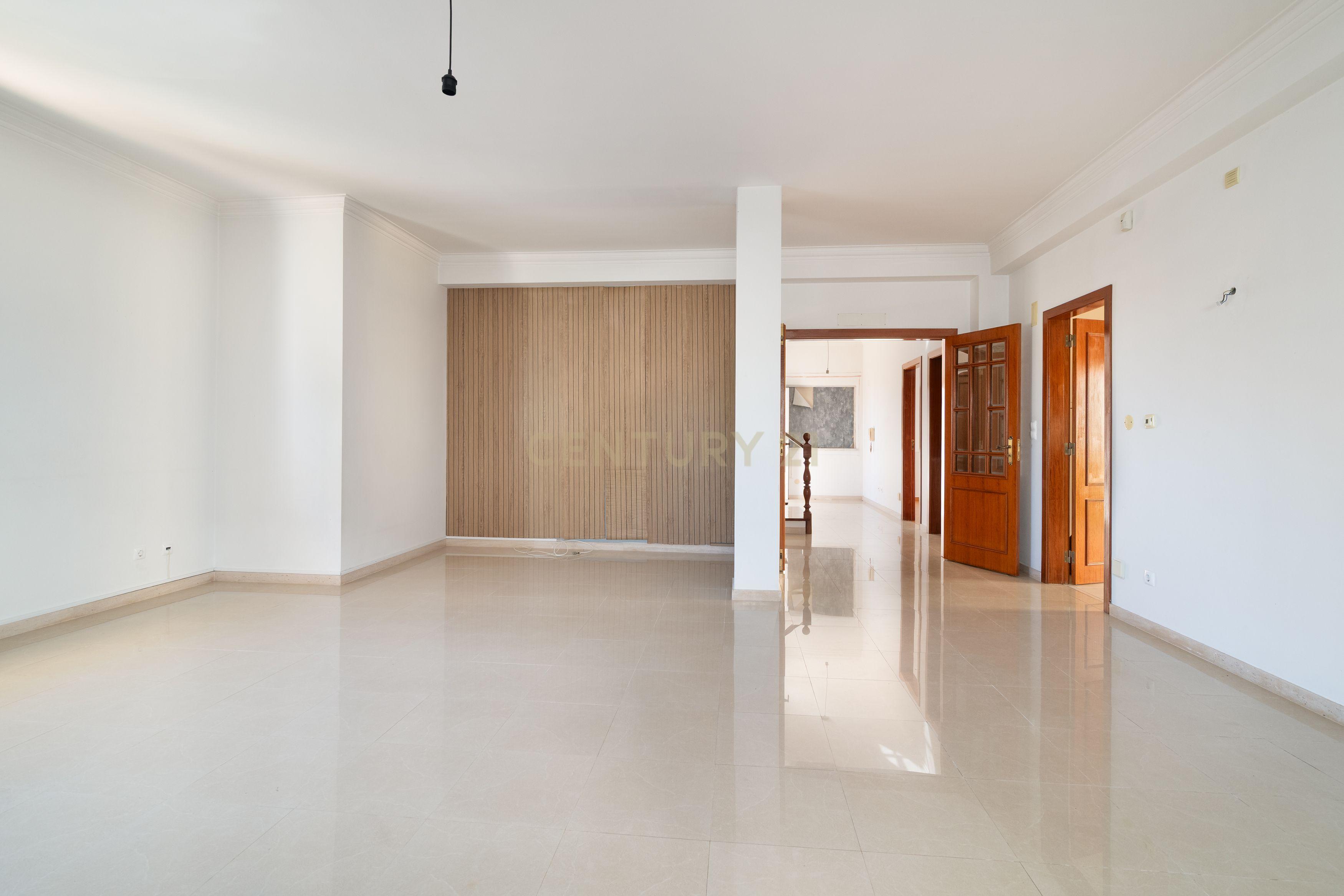 Moradia T4 à venda em Pontinha e Famões, Odivelas — foto 21