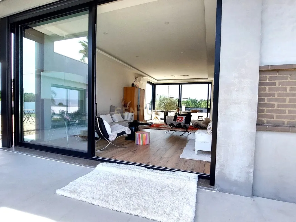 Oasis Coco Beach Villa - Moradia de Luxo Isolada T3 + 1 com Guest House e Piscina, lote 1,368 m² – Urbanização Vila Alegre, Fernão Ferro - Image 23