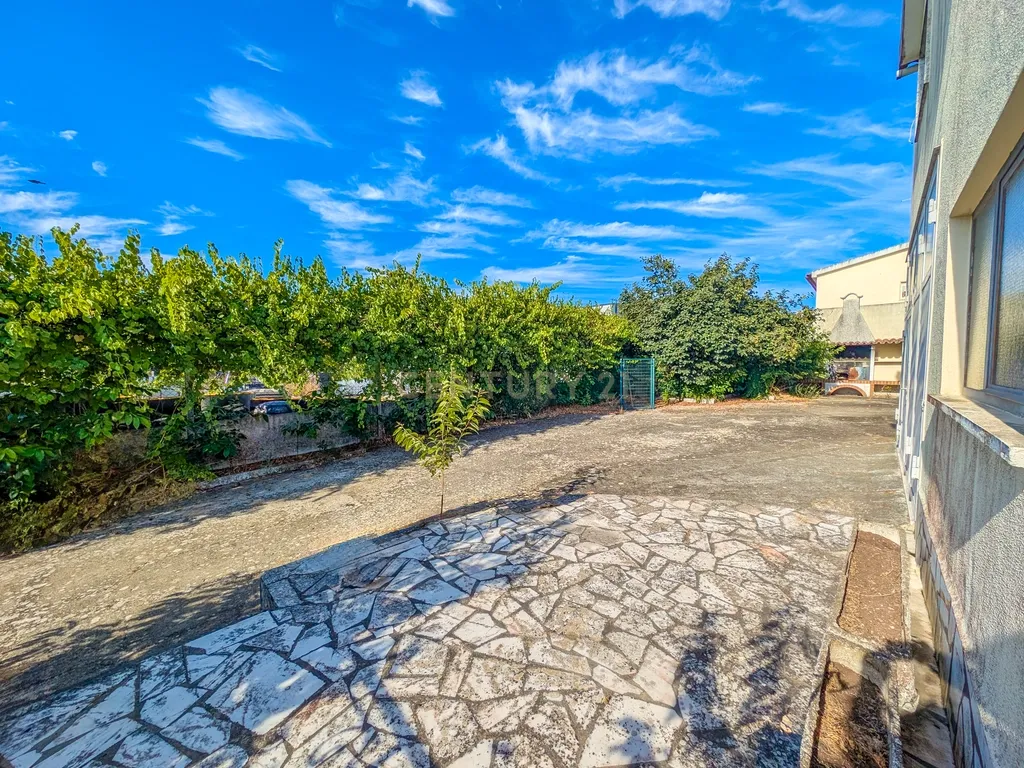 Pinhal Palmeira - Moradia Bifamiliar + Moradia T2 com Armazém em Terreno de 1.010 m² - Image 76