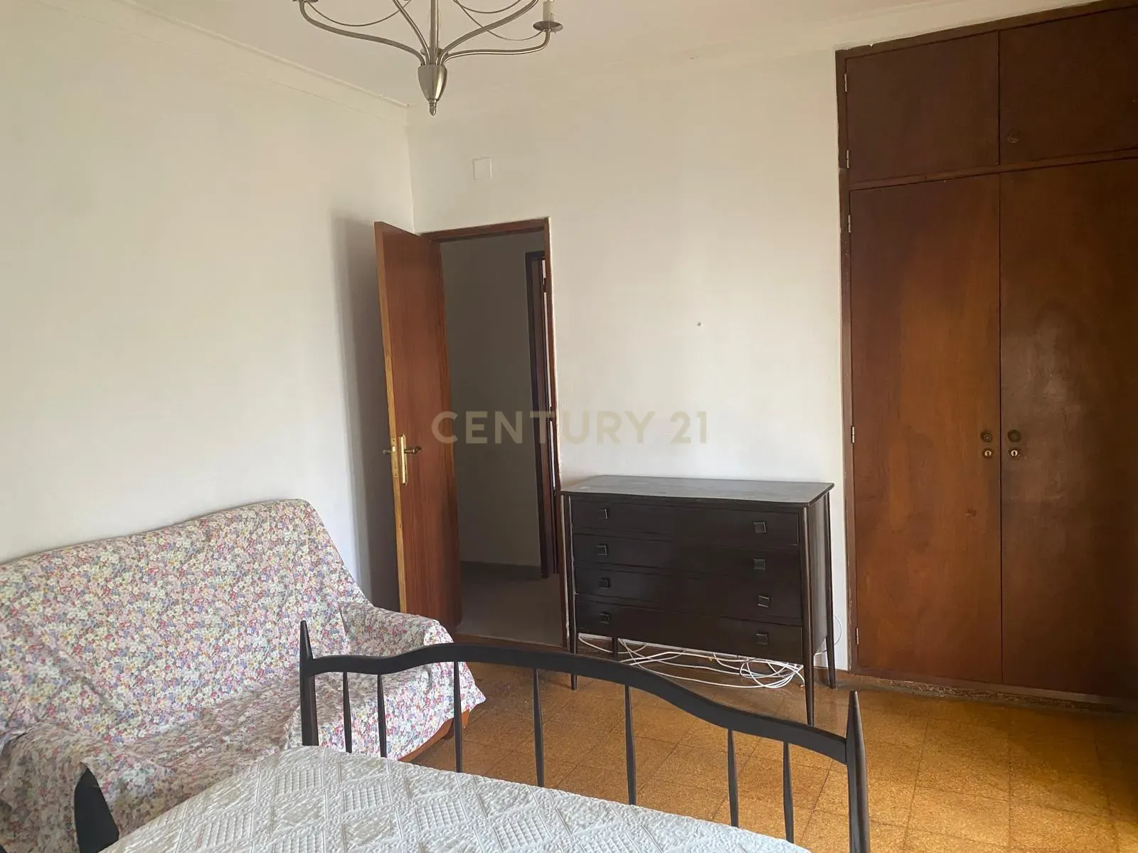 Apartamento T2 para venda -  Arrentela  Bairro Manuel André,  Seixal - Image 2