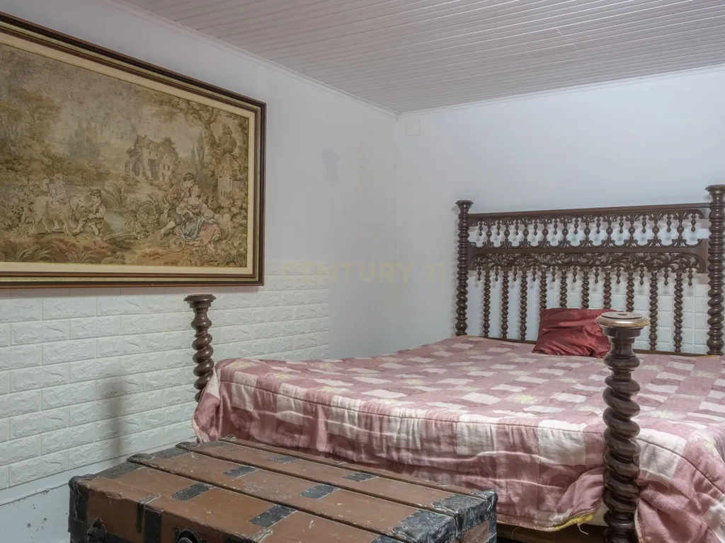 Moradia T2 com Quintal no Centro da Ribeira Grande - Image 18