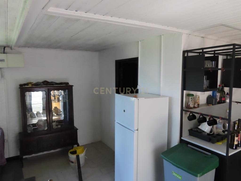 Moradia T2 em Travanca, Cinfães – Ideal para Habitação ou Férias - Image 21