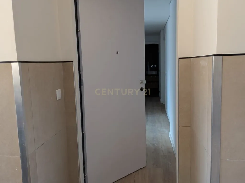 ApartamentoT2 | Campanhã | Próximo Metro - Image 10