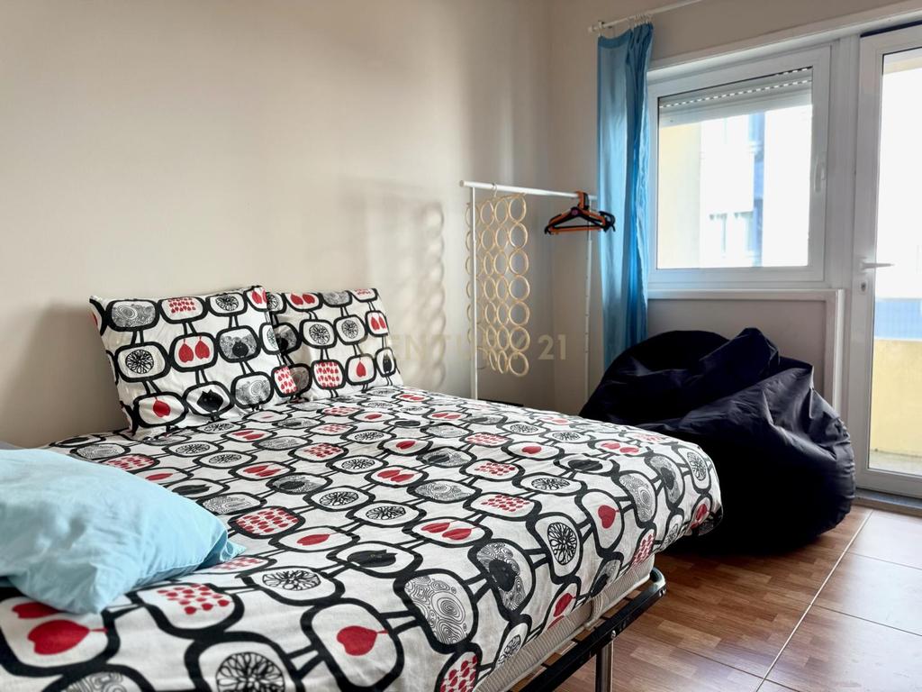 Fantástico Apartamento T2 com Varandas no Centro do Porto - Image 44
