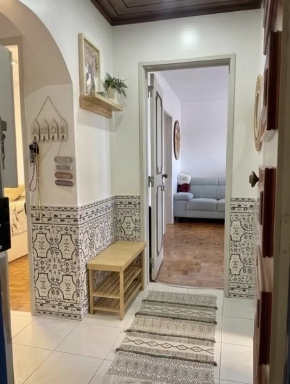 Apartamento T3 em Santo António dos Cavaleiros, Loures. - Image 1
