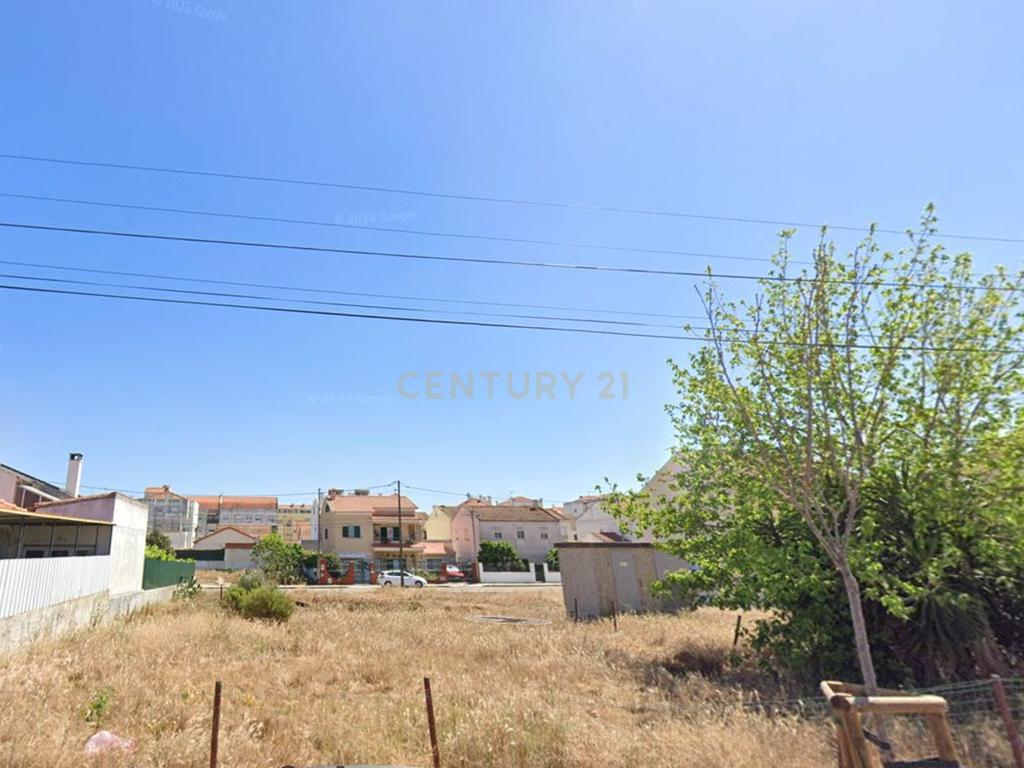Terreno com Projeto em aprovação na Rua de São Pedro na Quinta do Conde - Image 9