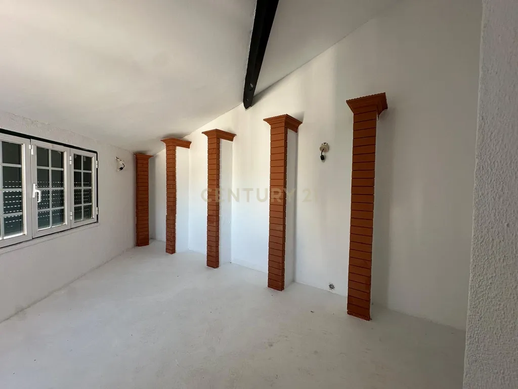 Moradia T4 + 1 Anexo c/ Piscina em Chamusca - Arripiado - Image 30