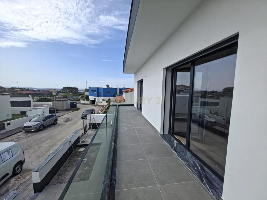 Moradia Nova T4 - Lourinhã - Image 33