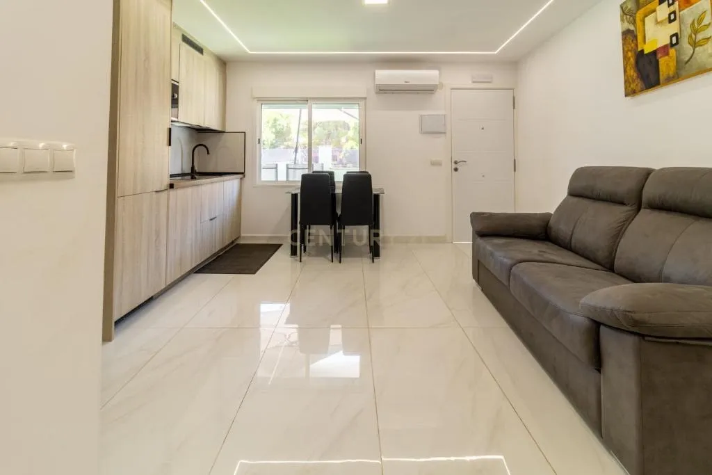 HOTAL À VENDA EM TORREBLANCA – FUENGIROLA - Image 5