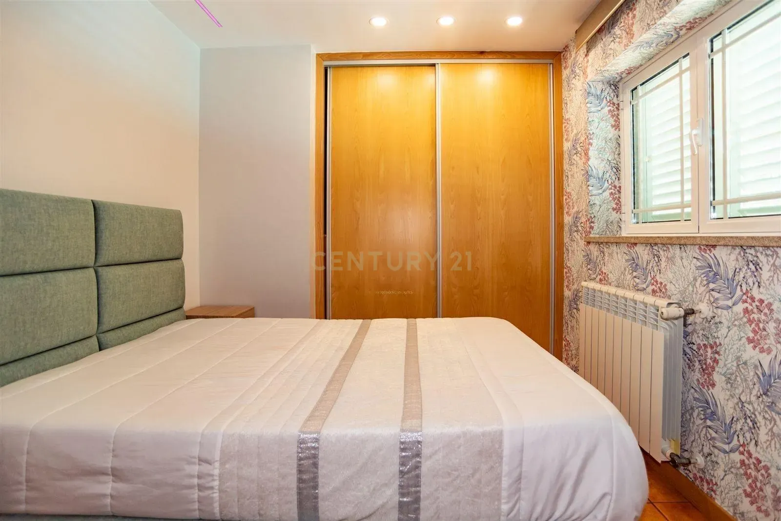 Moradia Isolada V4 com Piscina em Alpendorada – Oportunidade Única - Image 22
