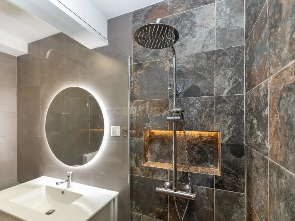 Apartamento 3 Ass. no centro de Setúbal – Av. 22 de Dezembro - Image 29