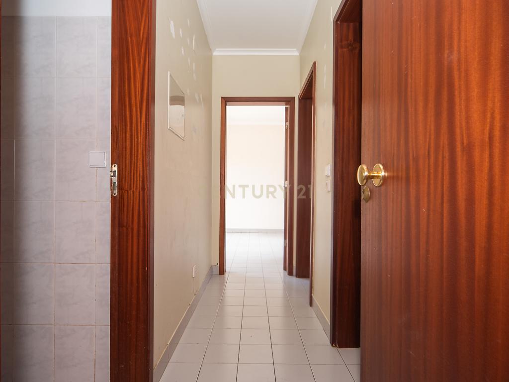 Apartamento T1 em Talaíde, Porto Salvo, Oeiras  - Image 4