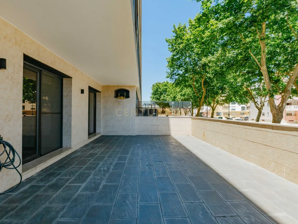 T3 com Terraços em Alcochete | A 20 Minutos de Lisboa - Image 33