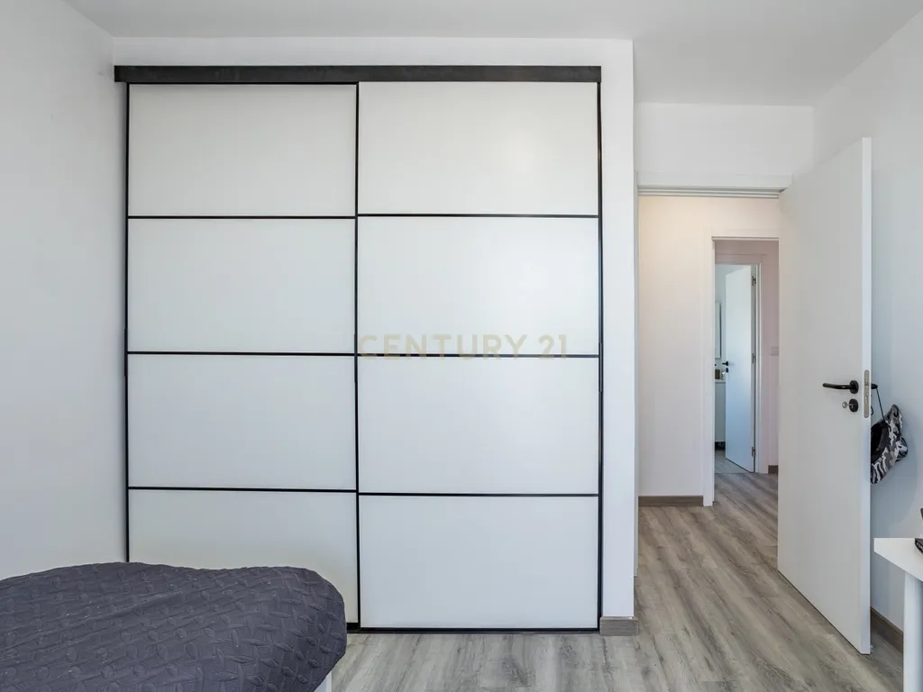 Moradia T3 Nova com vista desafogada em Vialonga - Image 25